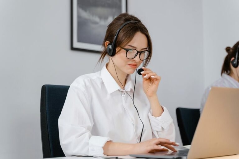 business hotline phone number